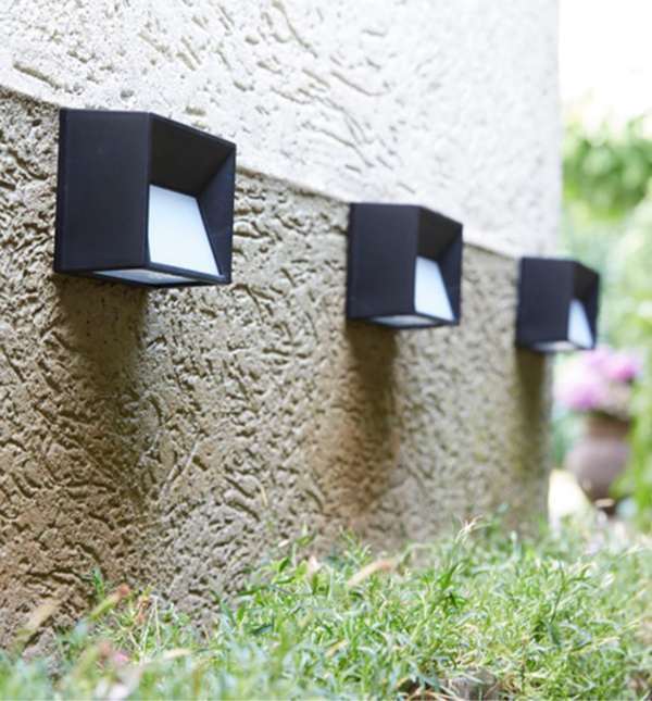 APLIQUE SOLAR GUIA SKYE LUZ BC IL301090 SIMON 15 LUMENS