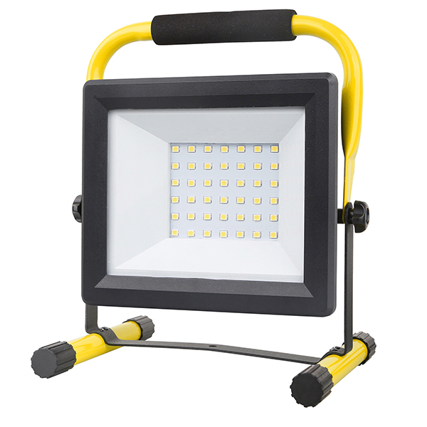 FOCO LED IP65 C/SOPORTE PT1772 PROFER TOP 30 W
