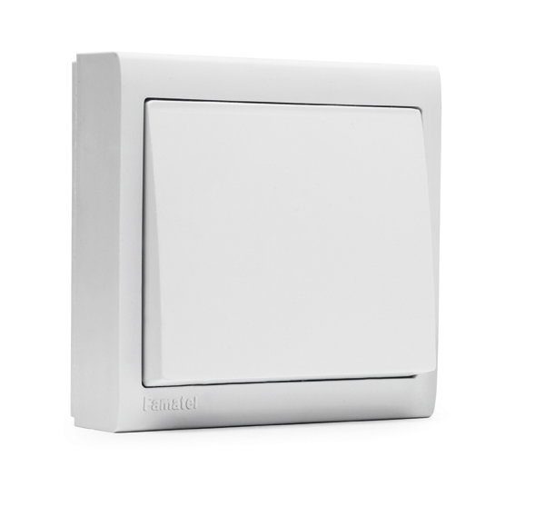 CONMUTADOR SUPERFICIE 8002 FAMATEL 10:00 AM