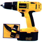 TALADRO ATOR PERC REV 2V 13MM +M DCD776D2T DEWALT 18 V