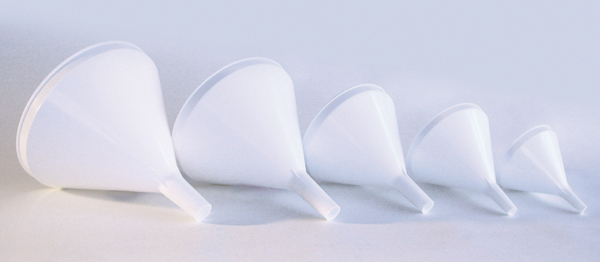 EMBUDO PLASTICO 771 FERVIK 19 CM