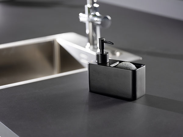 DISPENSADOR JABON + ESTROPAJERO NEGRO 55076100 WENKO -